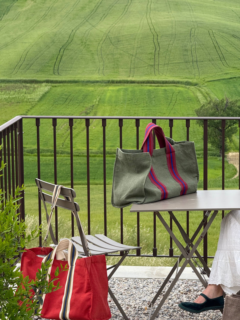 L Tote Weekender